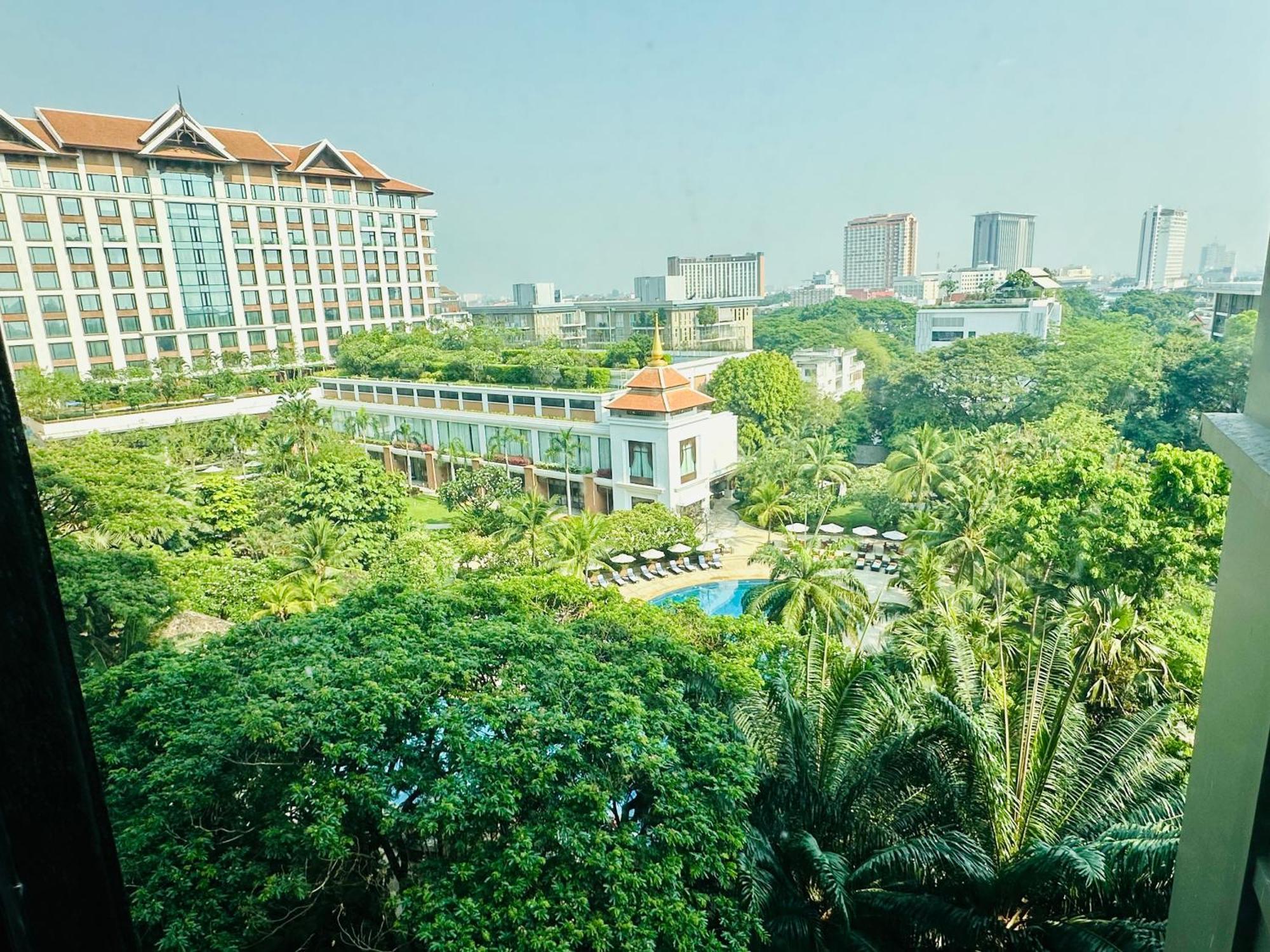 The Astra Condo Changkhlan In Chiang Mai Exterior photo